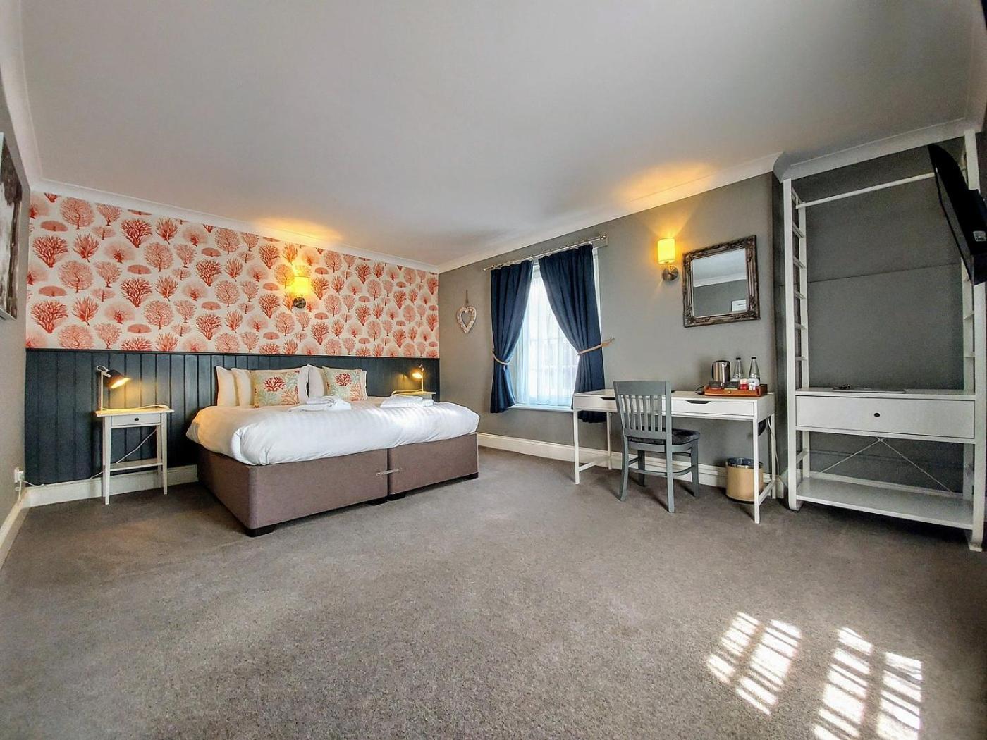 Bed and Breakfast Seale Arms Дартмаут Экстерьер фото